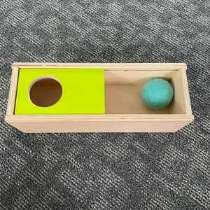 Lovevery Sliding Top Box